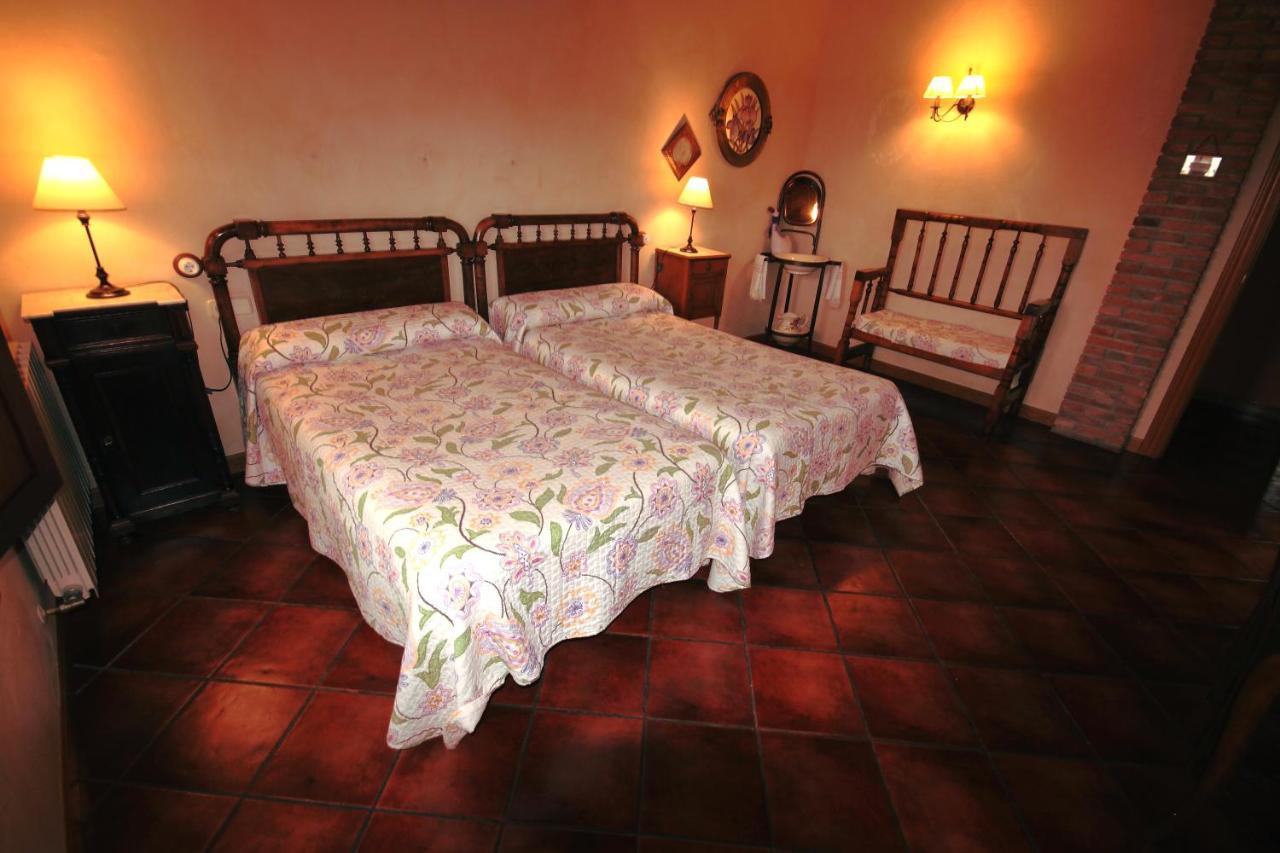 Casa Rural El Meson Briones Exteriör bild