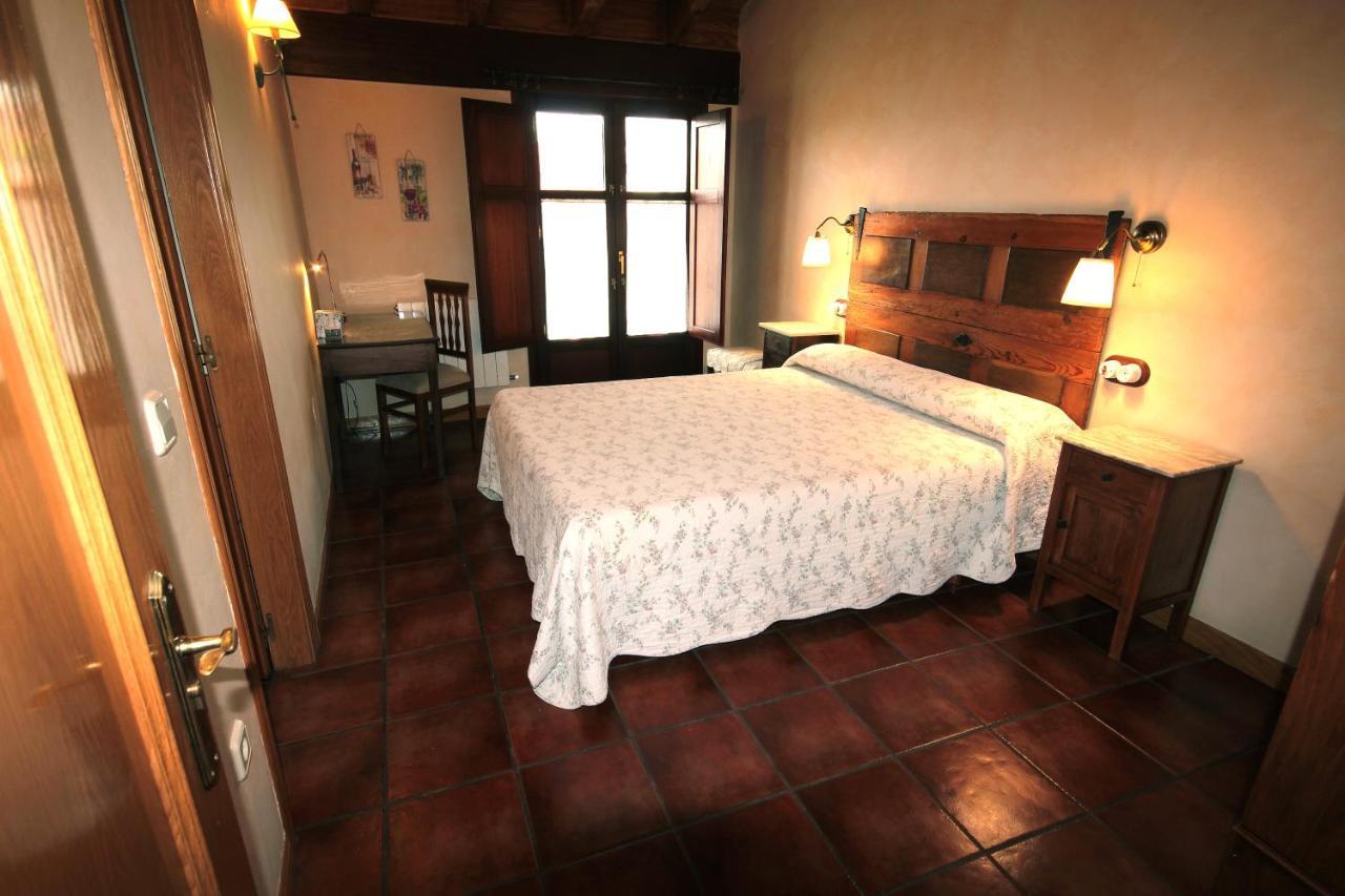 Casa Rural El Meson Briones Exteriör bild