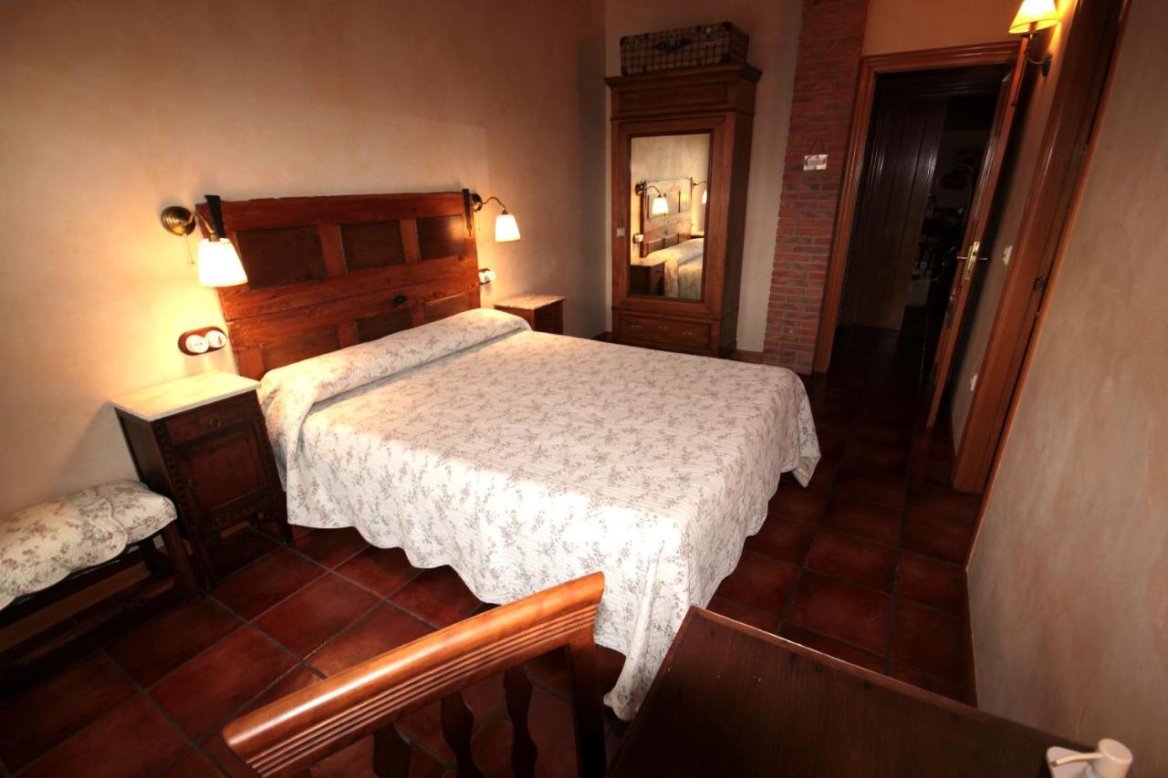 Casa Rural El Meson Briones Exteriör bild